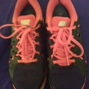Women's Nike shoes